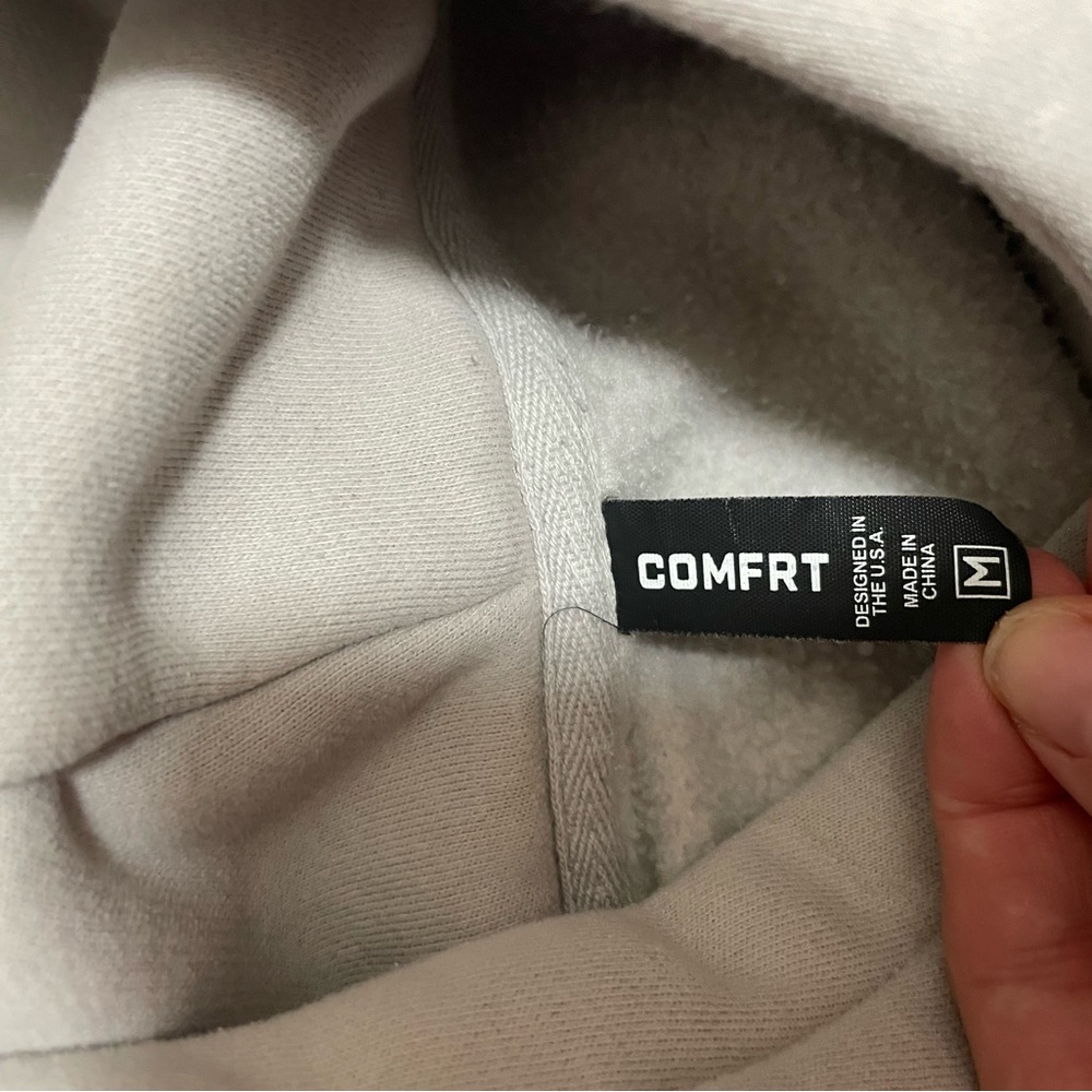 Comfrt standard fog/cream/grey colored Hoodie
